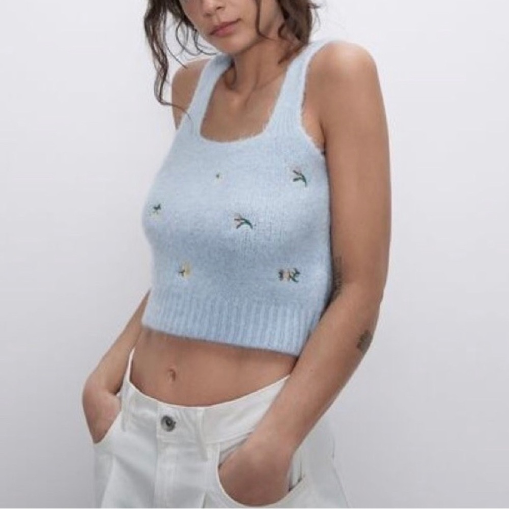 Zara cropped light blue sweater tank